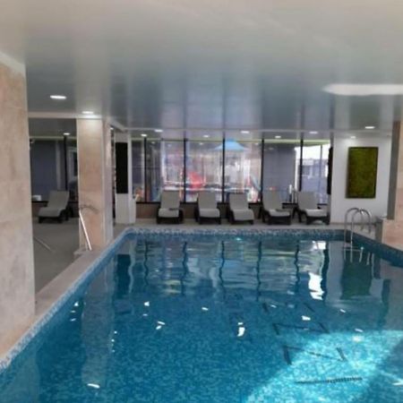 Alezzi Luxury Apartment Spa Resort Piscina Incalzita Sauna Parking Năvodari Exteriér fotografie