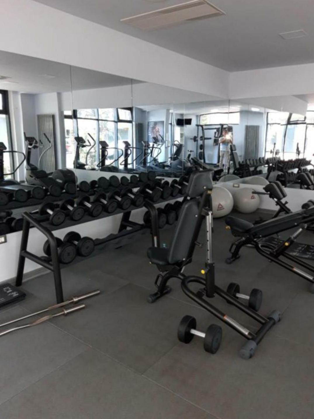 Alezzi Luxury Apartment Spa Resort Piscina Incalzita Sauna Parking Năvodari Exteriér fotografie