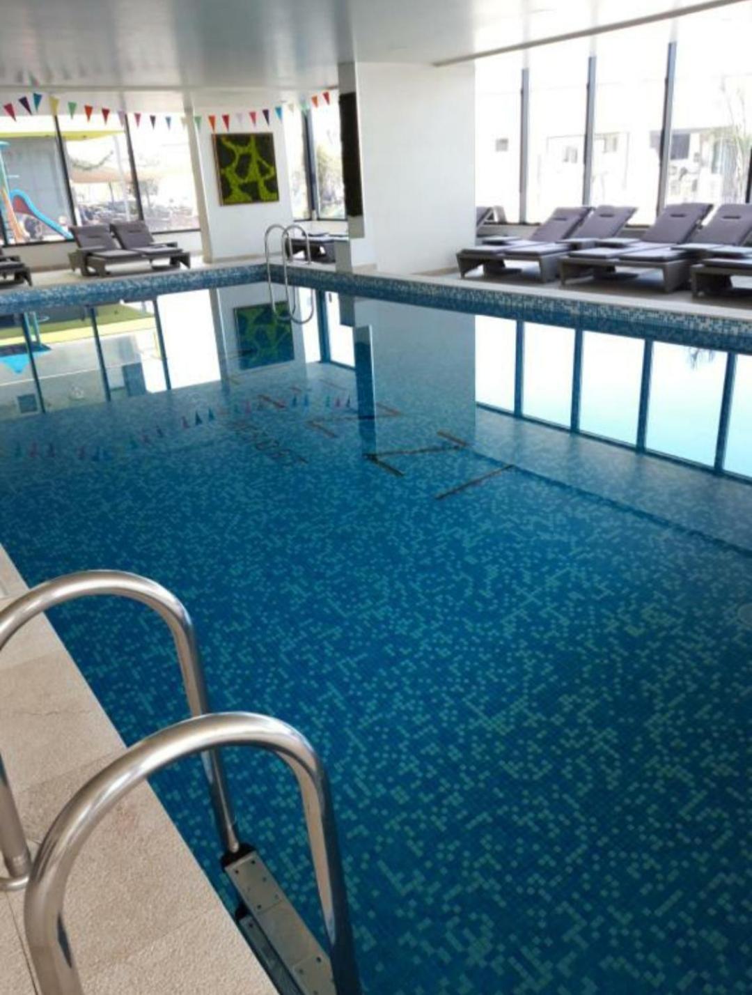 Alezzi Luxury Apartment Spa Resort Piscina Incalzita Sauna Parking Năvodari Exteriér fotografie